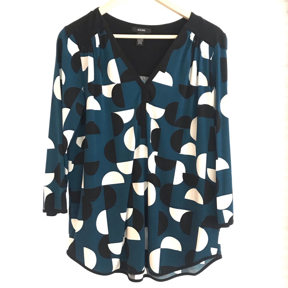 Alfani Women’s blouse